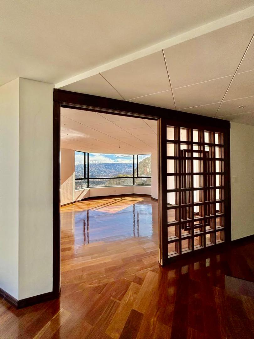 Casa en VentaACHUMANI 4 dormitorios 6 baños 2 parqueos Foto 6