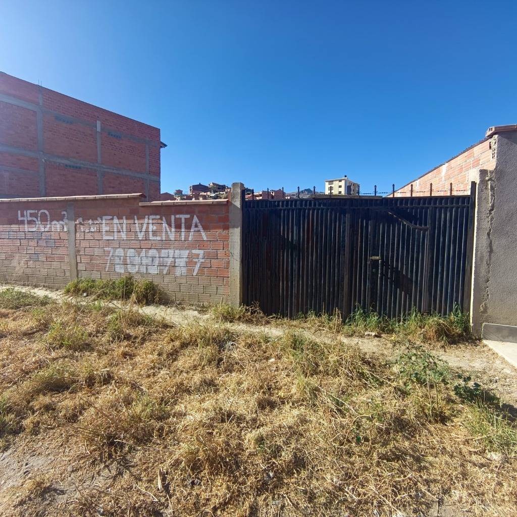 Terreno en VentaAlto irpavi, sobre Av. Circunvalación     Foto 1