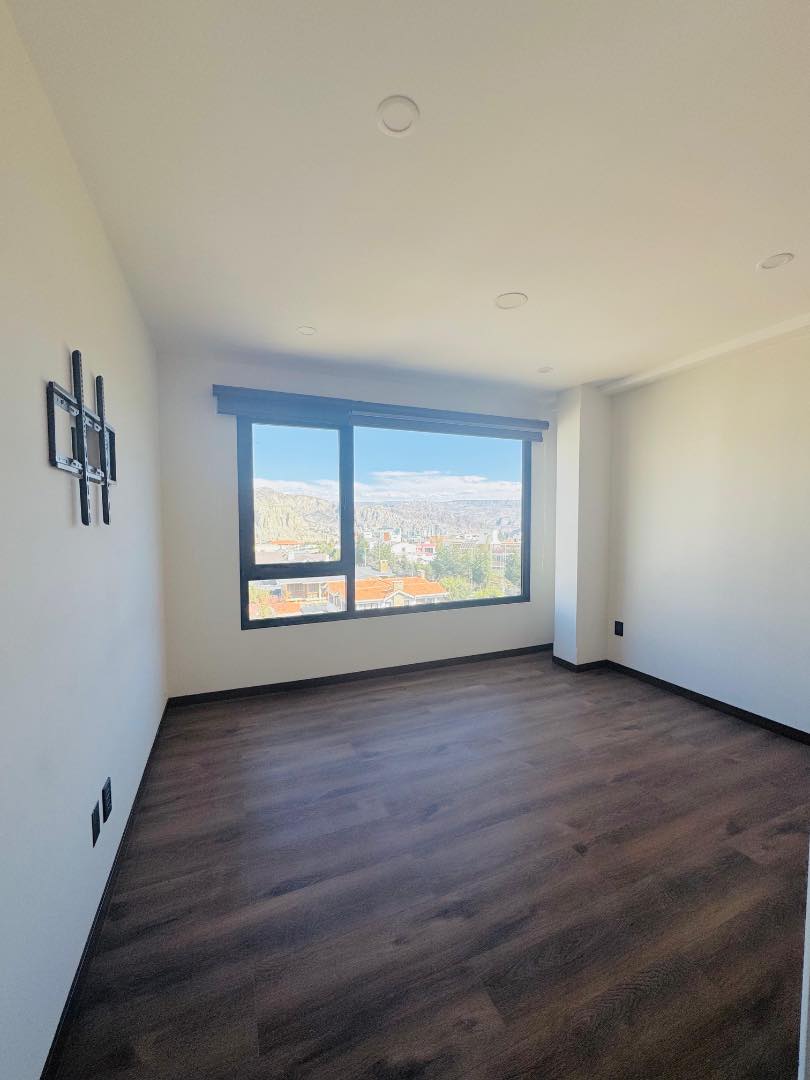 En Alquiler a Bs 2,900 Foto 3
