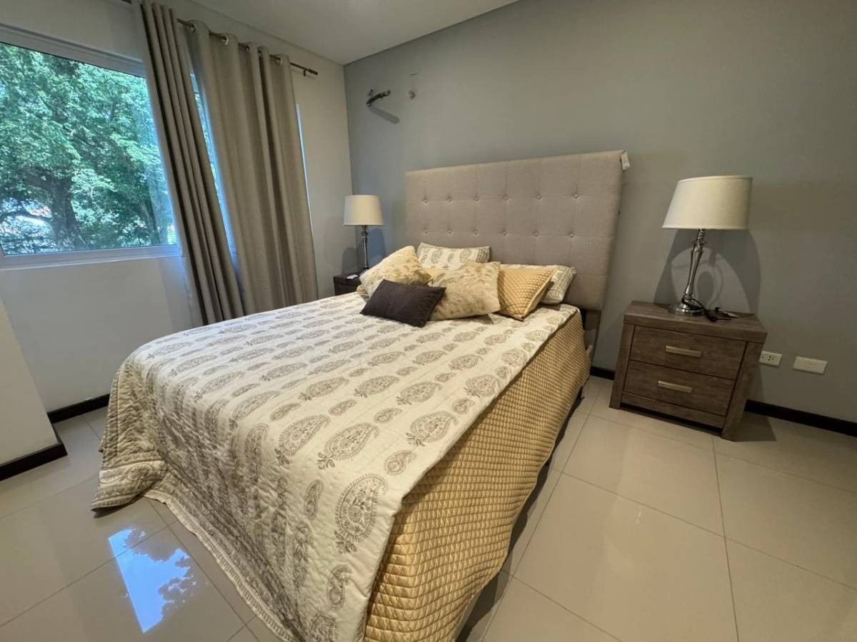 Departamento en VentaEdif. Gaudi Foto 4