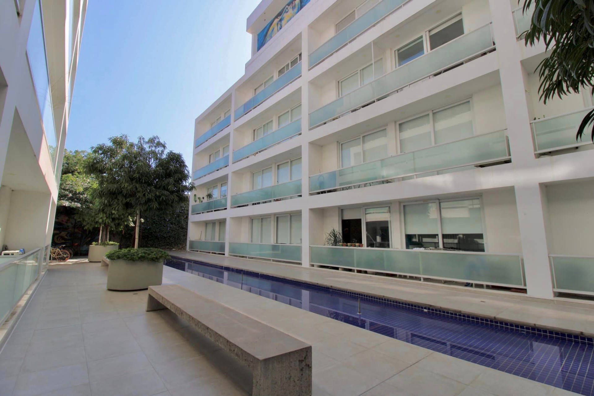 Departamento en Entre 2do y 3er anillo Norte en Santa Cruz de la Sierra 1 dormitorios 1 baños  Foto 2