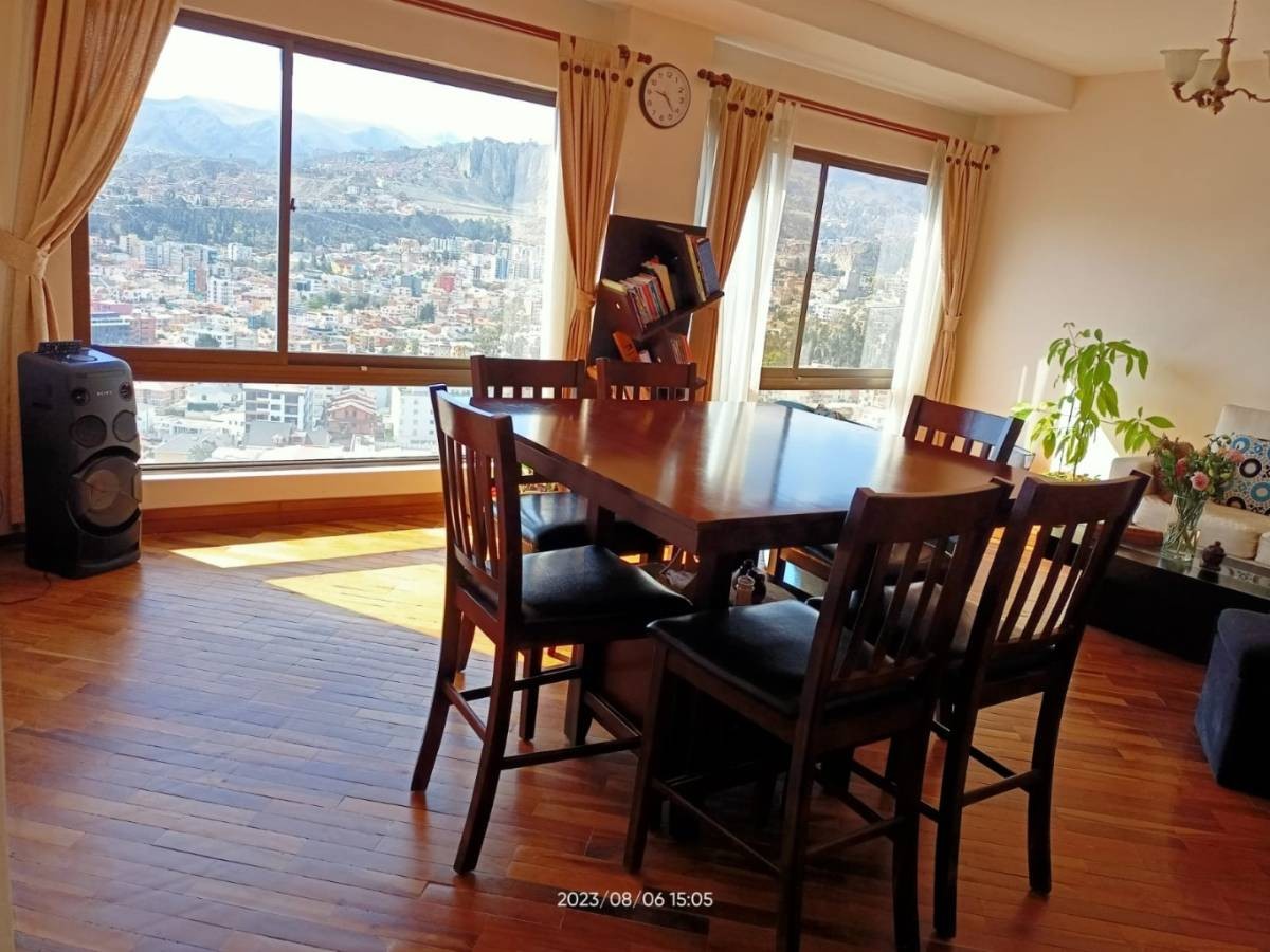 Departamento en AnticréticoCALLE 25 CALACOTO AV. MUÑOZ REYES Foto 24