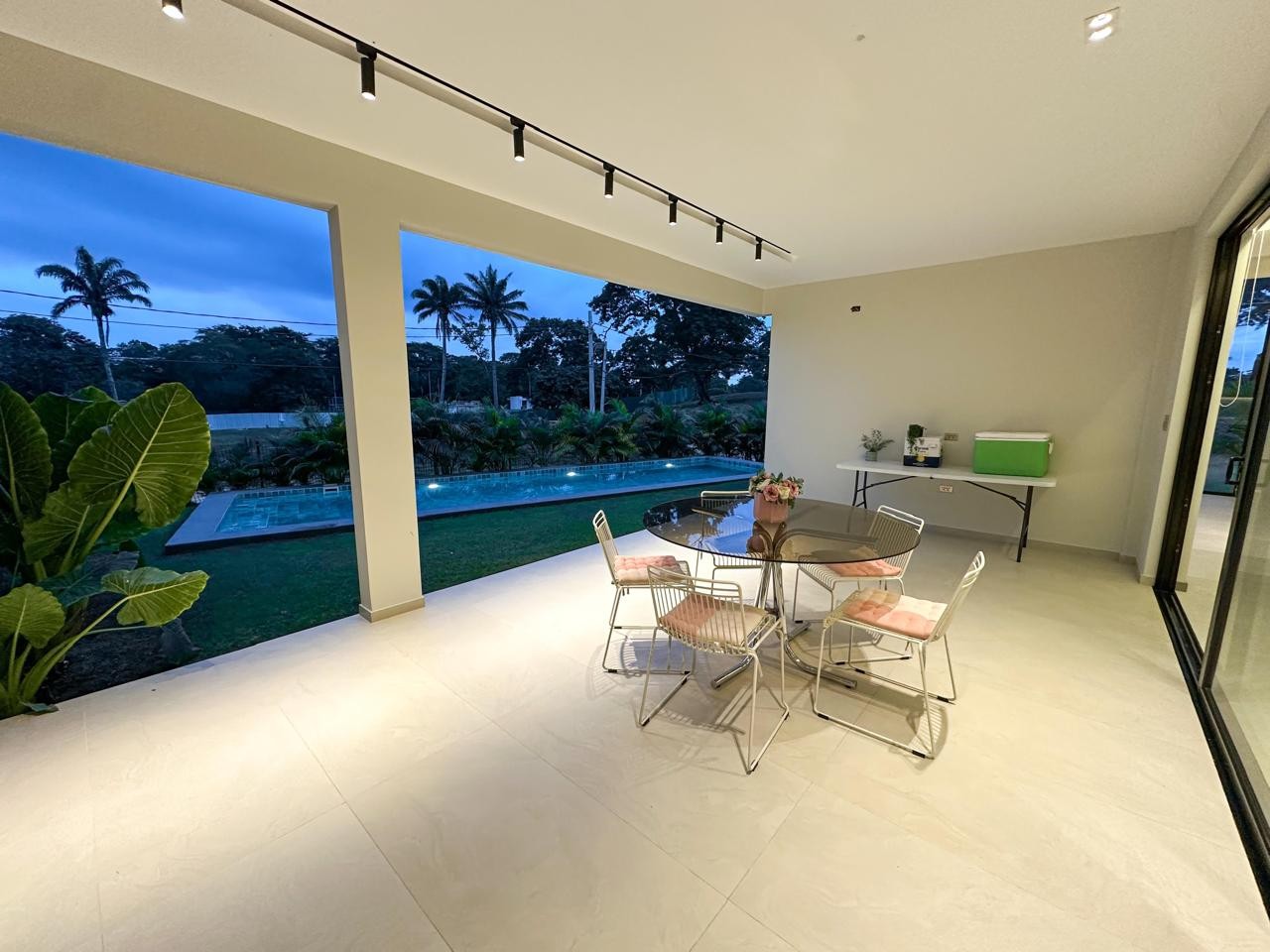 Casa en VentaColinas del Urubó Las Palmeras - Hermosa Casa en Venta Foto 14