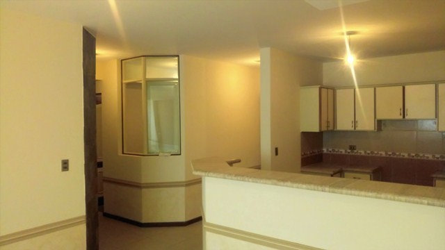 Departamento en Aranjuez en Cochabamba 3 dormitorios 4 baños 1 parqueos Foto 11