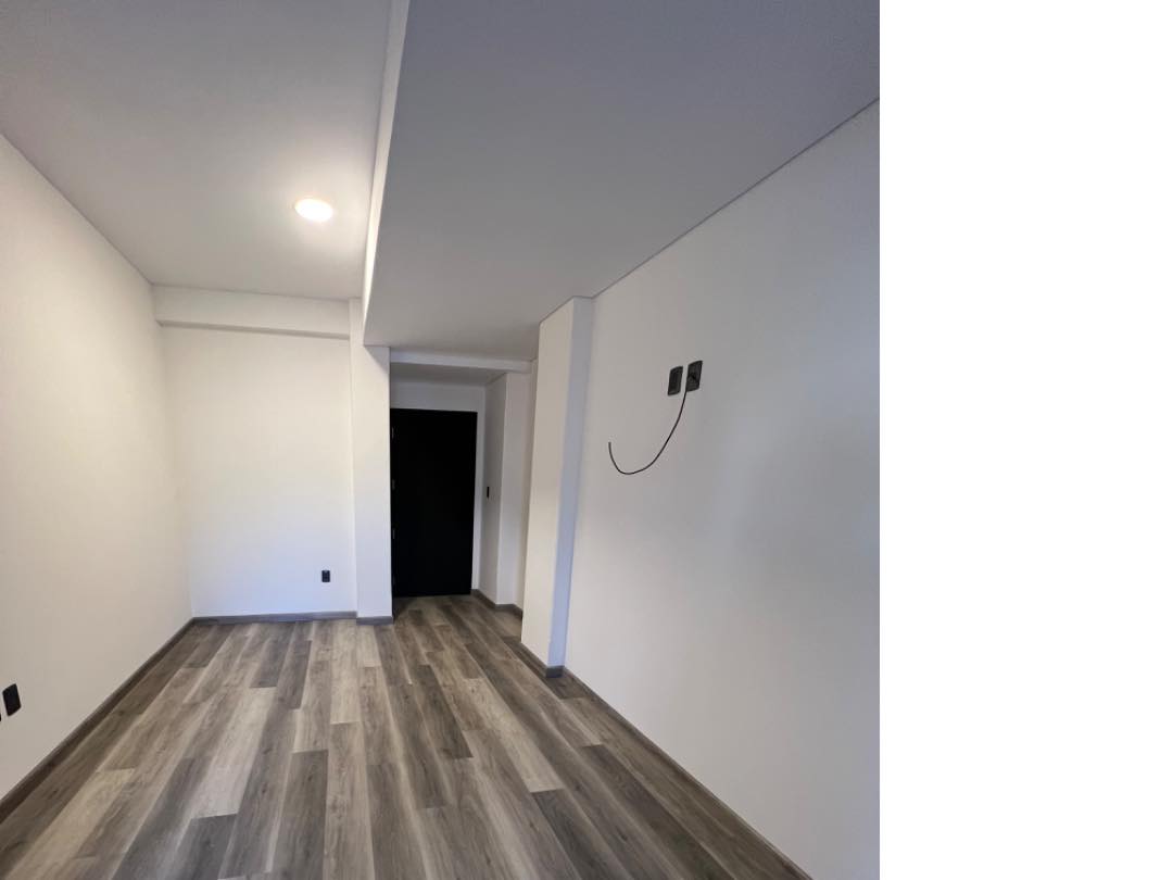 Departamento en AlquilerAchumani, al inicio, cerca a la plaza  Foto 5