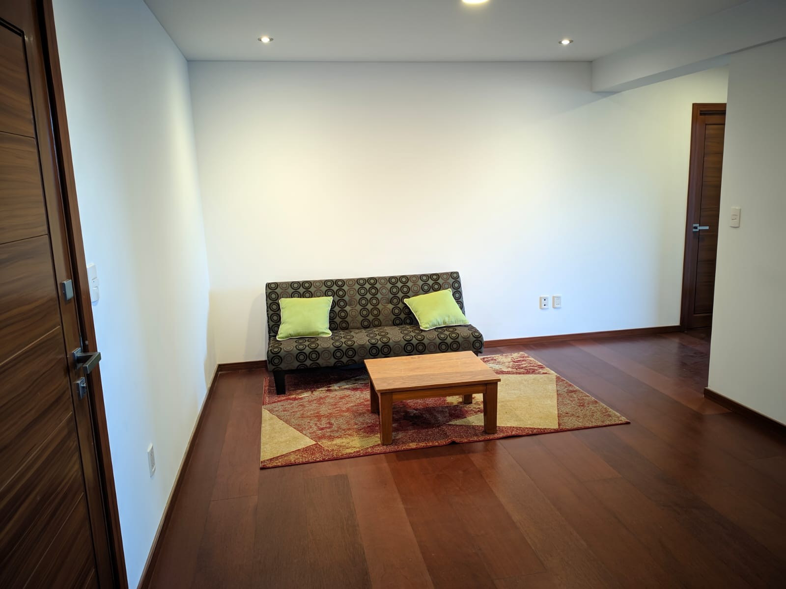 Departamento en VentaCalle L N°71. Achumani. Edificio Belfort. Departamento 7E Foto 15