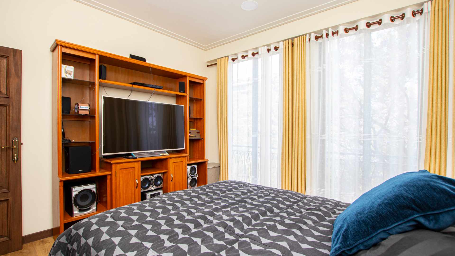 Departamento Parque Fidel Anze - Av. Pando esq. C. Alvestegui - Norte Foto 11