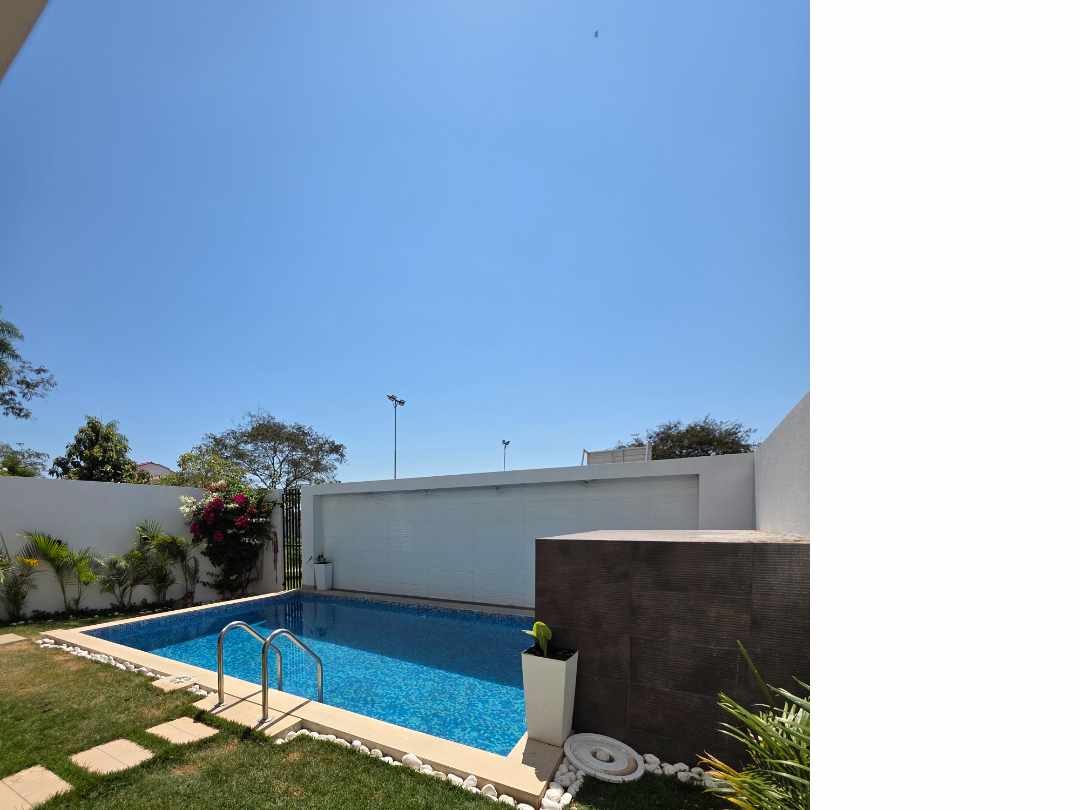 Casa Zona Norte
Condominio La Pradera
Casa de Lujo c/5 Suites Foto 6