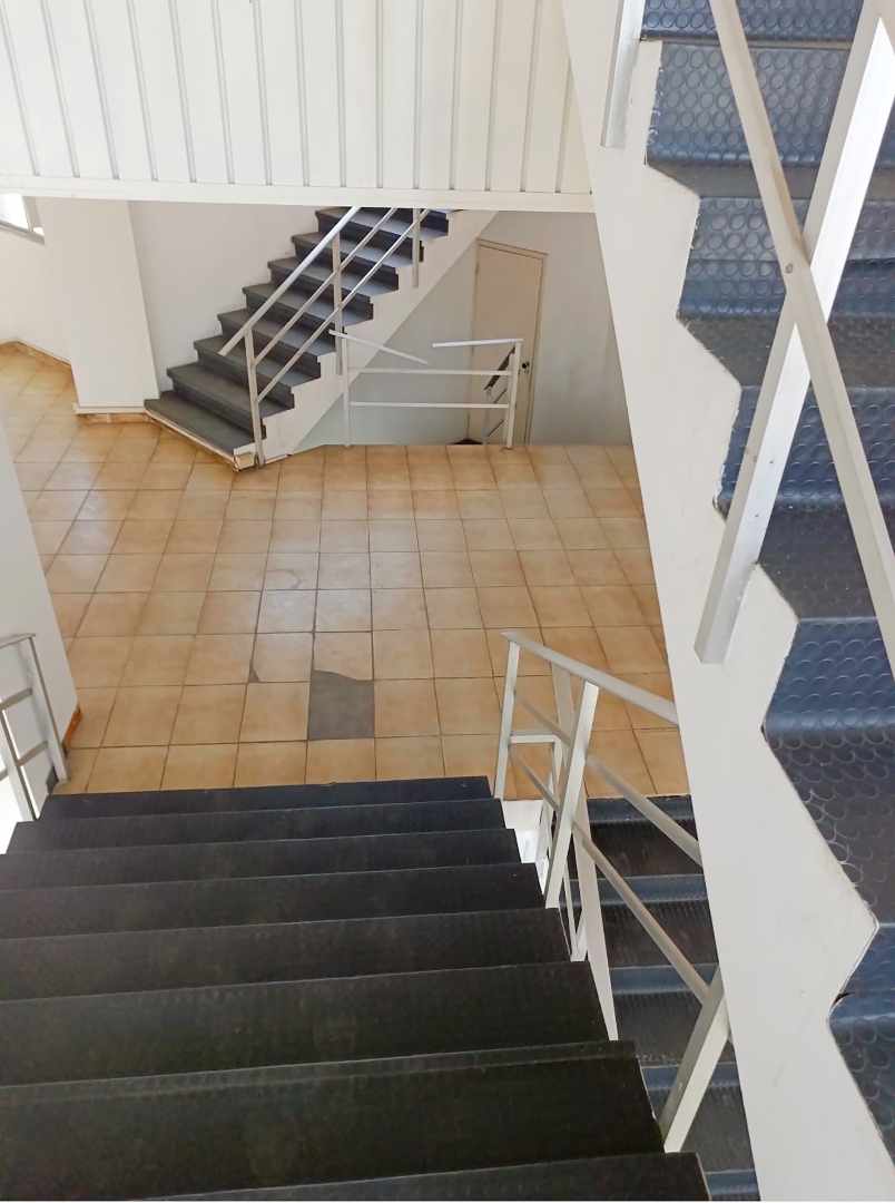 Edificio en VentaEDIFICIO EN VENTA – ATRÁS DE LA CATEDRAL (24 de Septiembre) 10 dormitorios 5 baños  Foto 6