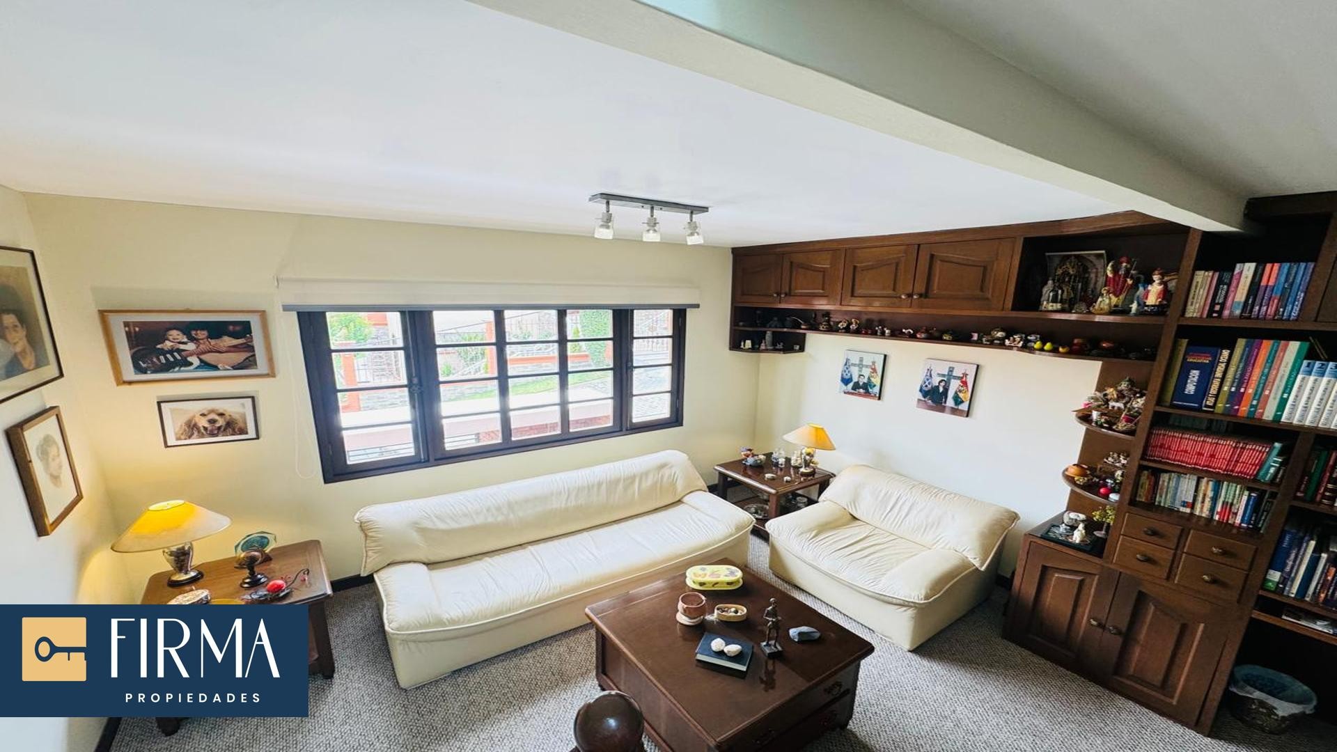 Casa en VentaMALLASILLA 6 dormitorios 9 baños 4 parqueos Foto 5