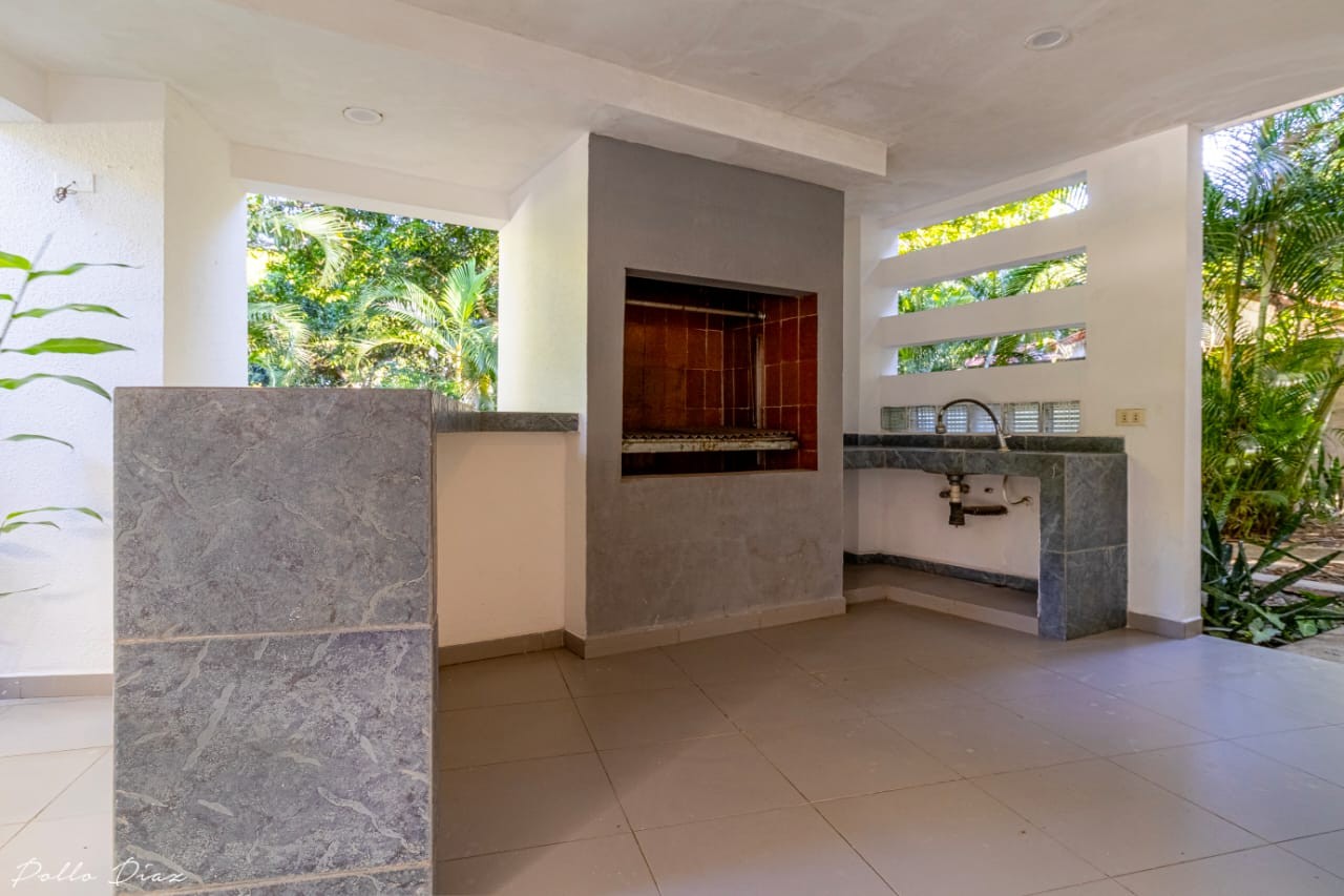 Casa en AlquilerCASA EN ALQUILER
