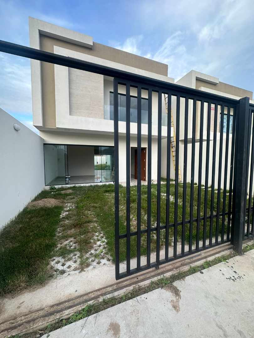 Casa en Carretera Norte en Santa Cruz de la Sierra 3 dormitorios 3 baños 2 parqueos Foto 2