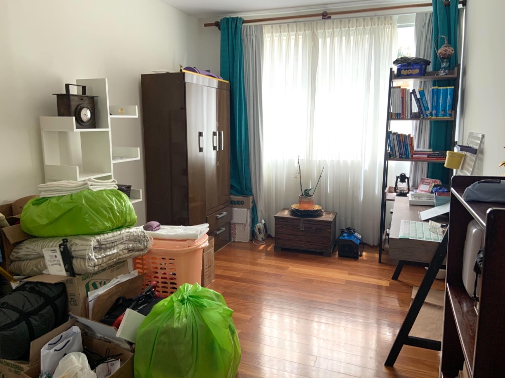 Departamento en VentaAchumani, altura calle 30  2 dormitorios 2 baños 1 parqueos Foto 9