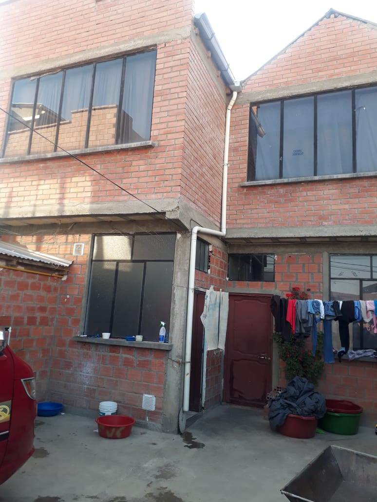 Casa en Villa Adela en El Alto 7 dormitorios 1 baños  Foto 1