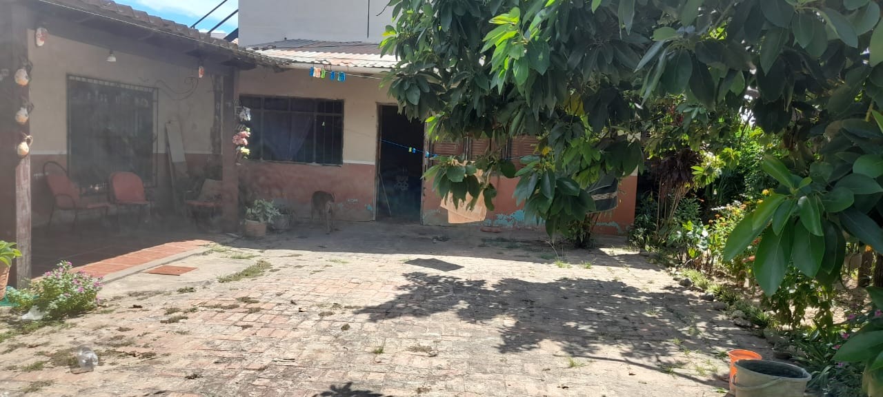 Casa en VentaZona guaracachi, Barrio 21 de Enero 2 dormitorios 1 baños 2 parqueos Foto 2