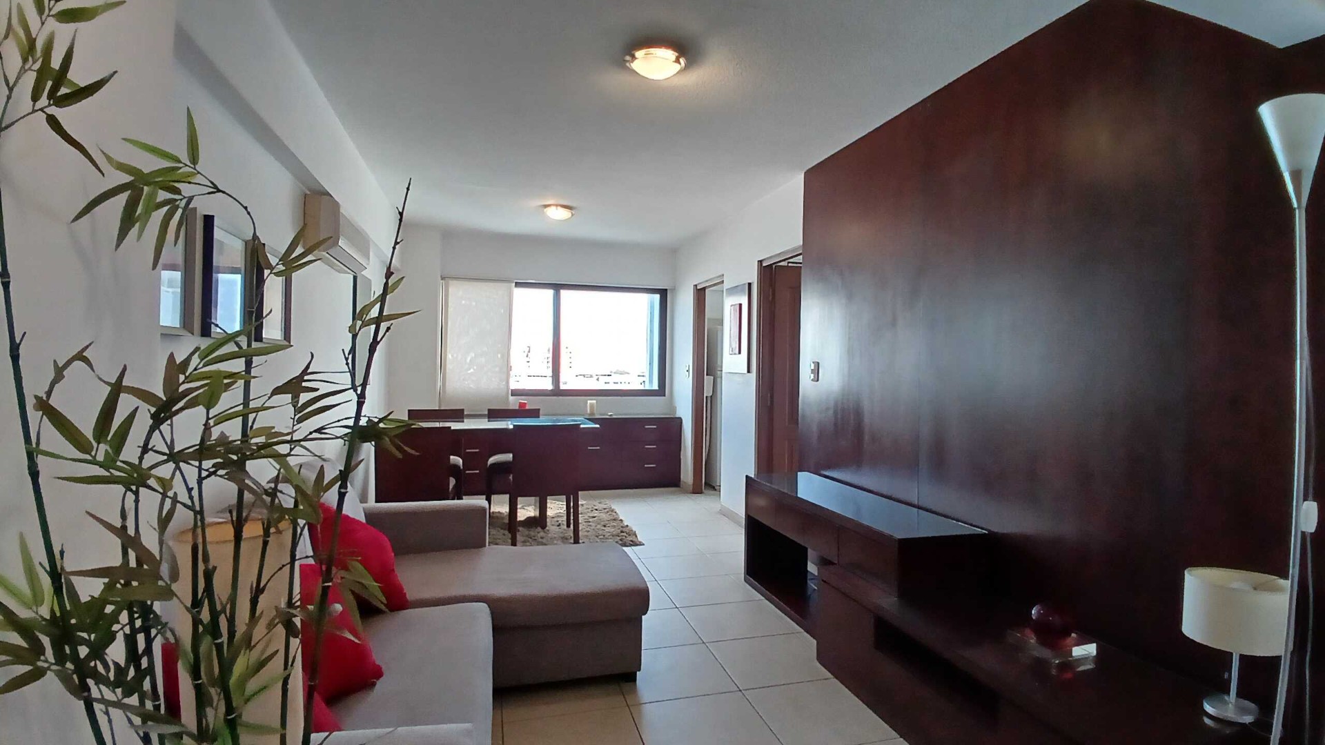 Departamento en Entre 1er y 2do anillo Norte en Santa Cruz de la Sierra 1 dormitorios 1 baños 1 parqueos Foto 4