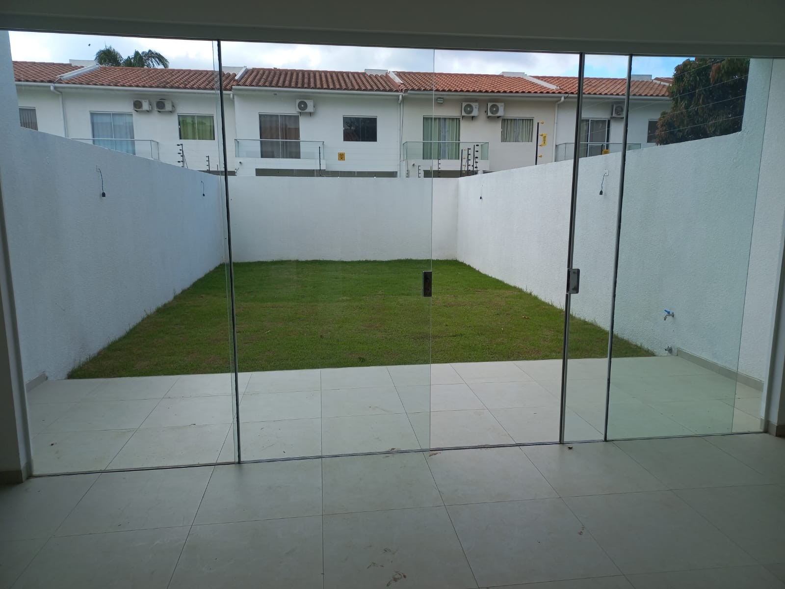 Casa en Entre 8vo y 9no anillo Norte en Santa Cruz de la Sierra 3 dormitorios 7 baños 2 parqueos Foto 11