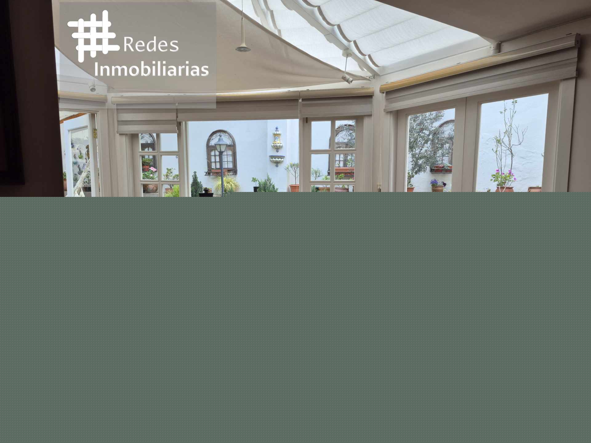 Casa en AlquilerPRECIOSA CASA EN ALQUILER EN ACHUMANI SUPER CENTRICA SEMI AMOBLADA   3 dormitorios 4 baños 2 parqueos Foto 34