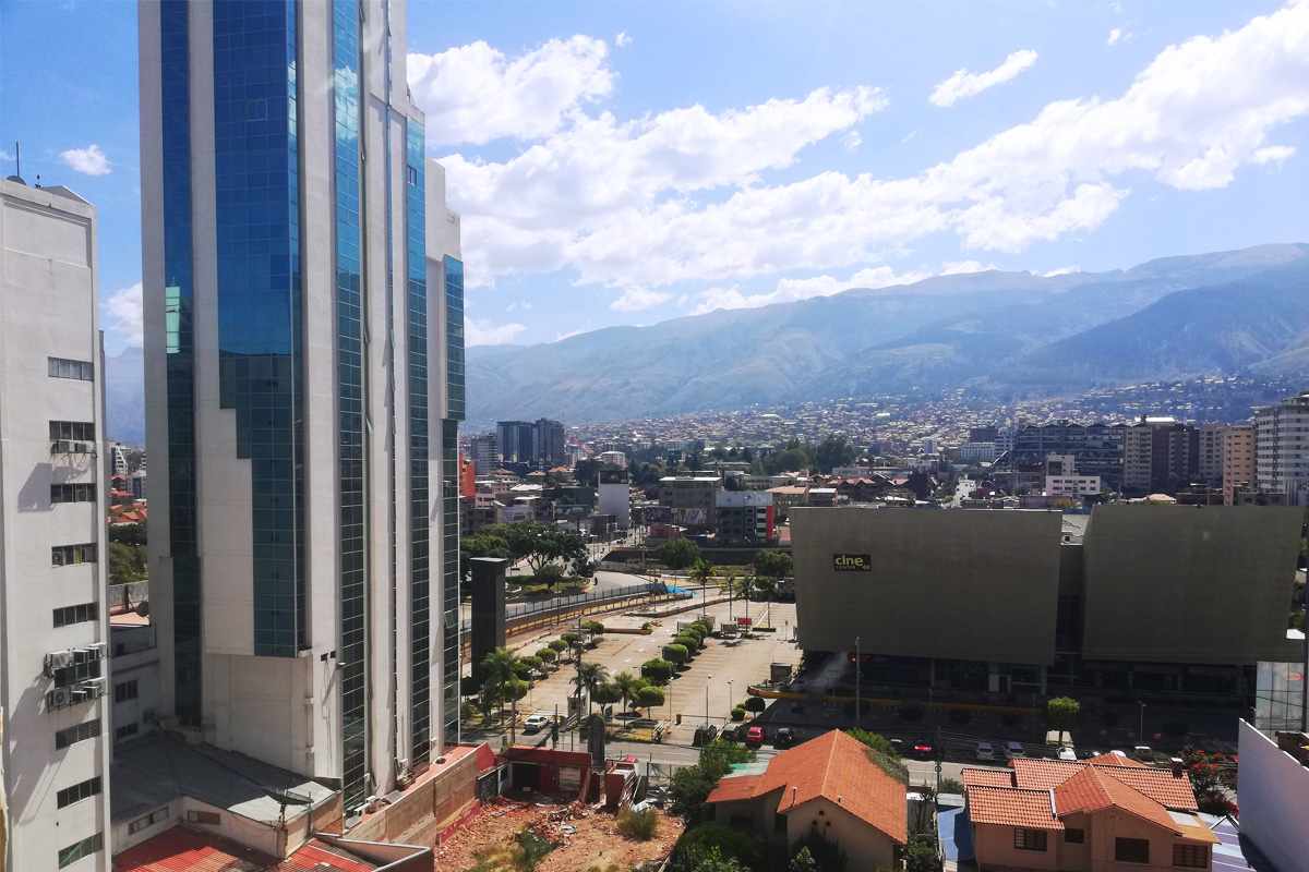 Departamento en Muyurina en Cochabamba 3 dormitorios 3 baños 1 parqueos Foto 23