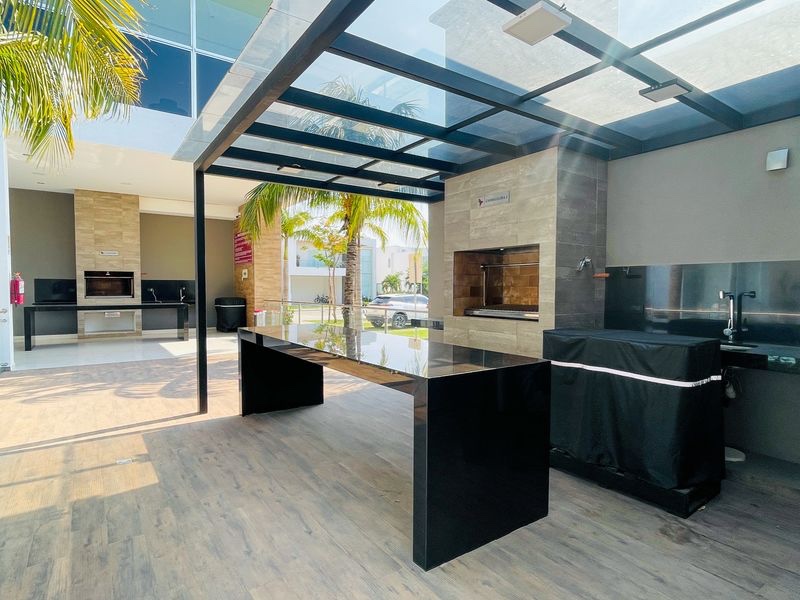 Casa en VentaVenta de casa tipo Town House Condominio Jardines del Norte V
( 8 vo anillo y Banzer , zona Norte) Foto 5