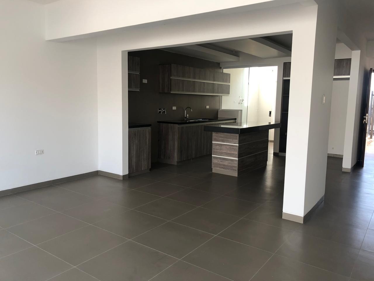 Casa en Entre 8vo y 9no anillo Norte en Santa Cruz de la Sierra 3 dormitorios 7 baños 2 parqueos Foto 58