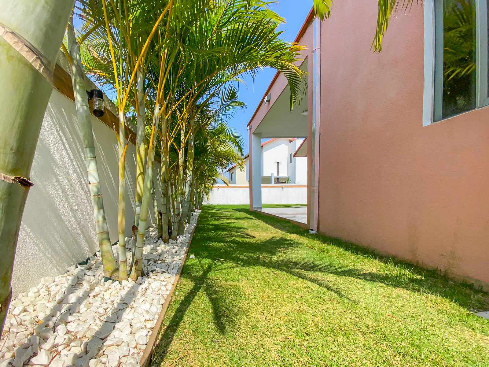 Casa en Venta<b>CASA EN VENTA EN EL URUBÓ - CONDOMINIO SANTA CRUZ DE LA COLINA</b> 4 dormitorios 4 baños 2 parqueos Foto 17