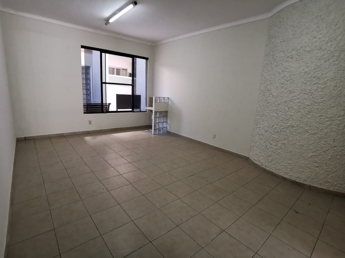 Local comercial en AlquilerCalle Aroma  1 baños  Foto 3