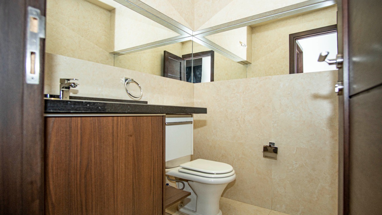 Departamento Alado de Paseo Aranjuez! Av. América esq. A. M. Torrico Foto 13