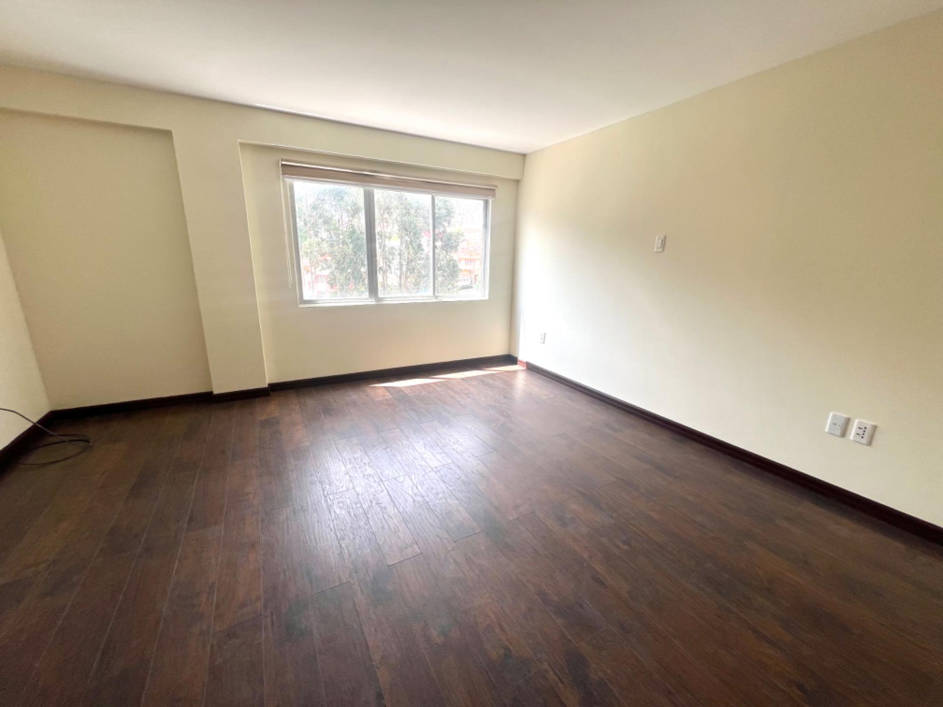 Departamento en AlquilerAchumani  3 dormitorios 5 baños 1 parqueos Foto 10