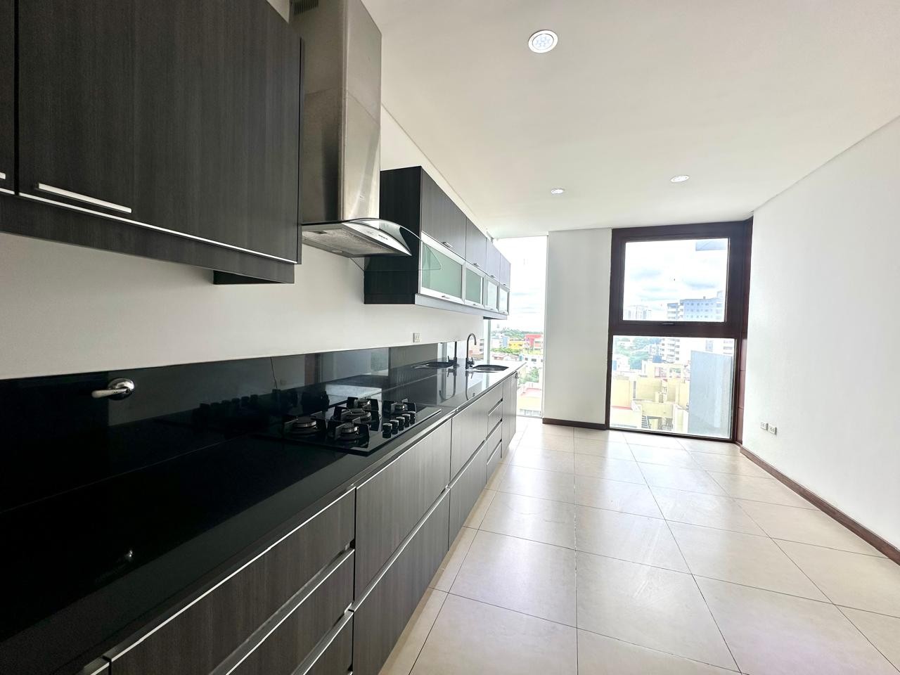 Departamento EDIFICIO TORRES DE LA SIERRA Foto 8