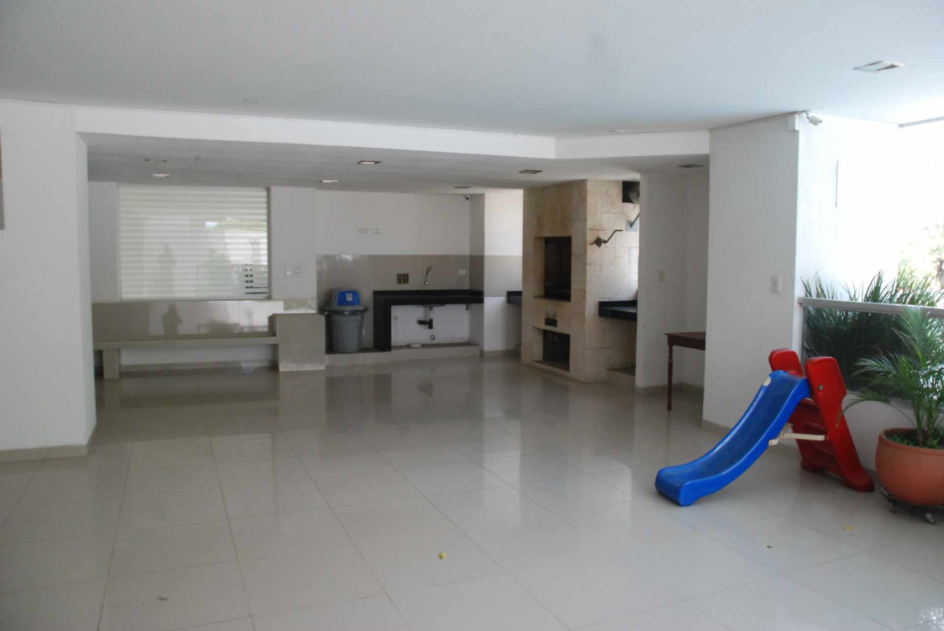 Departamento en Venta Hermoso Penthouse de 350m2 en Equipetrol 2do anillo Foto 3