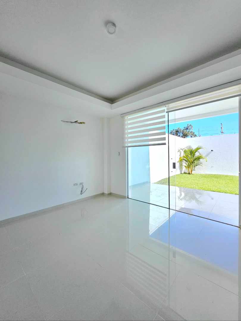 Casa en VentaUrubó 
CONDOMINIO AVENTURA 
Hermosa Casa completamente equipada! 3 dormitorios 3 baños 2 parqueos Foto 22