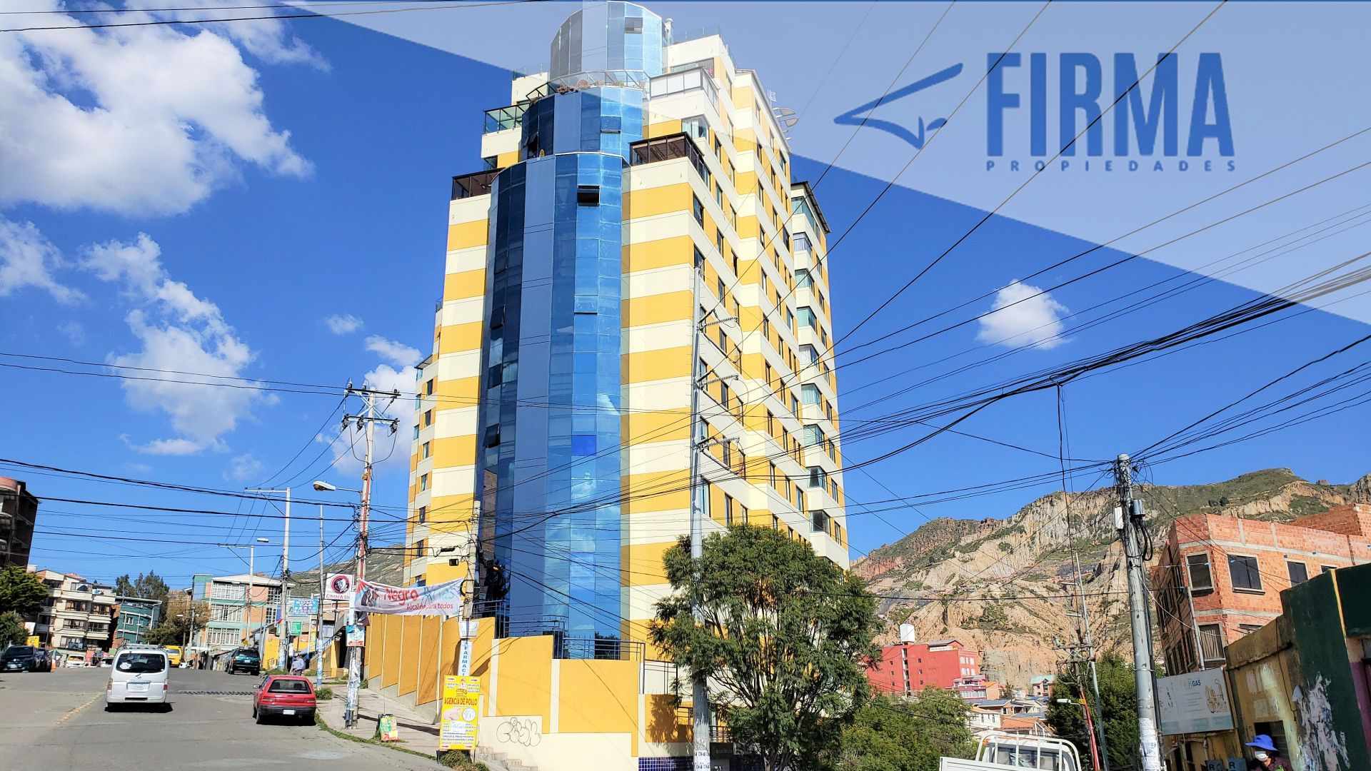 Departamento en Cota Cota en La Paz 2 dormitorios 4 baños 1 parqueos Foto 1