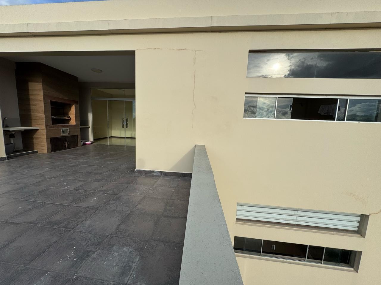 Departamento en Entre 5to y 6to anillo Sur en Santa Cruz de la Sierra 3 dormitorios 5 baños 2 parqueos Foto 18