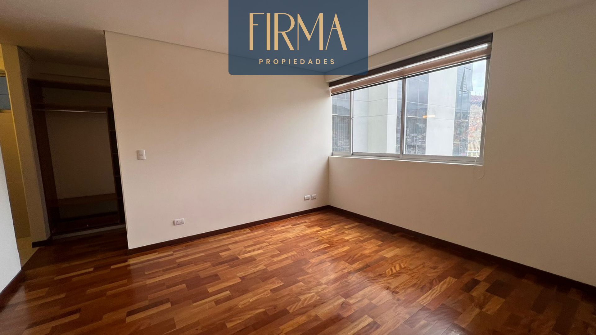 En Venta a $us 310,000 Foto 4