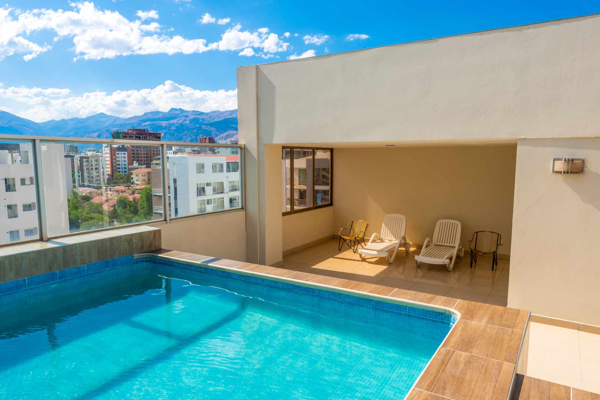 Departamento en VentaEdificio Palma Real sobre Av. América y Av. Santa Cruz - Zona Norte 2 dormitorios 2 baños 1 parqueos Foto 10