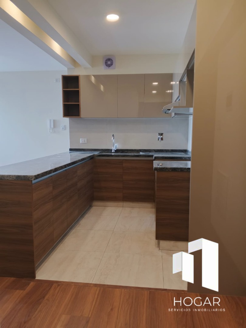 Departamento en AnticréticoAV. Ramon Rivero inmediaciones Cine Center 1 dormitorios 1 baños  Foto 3