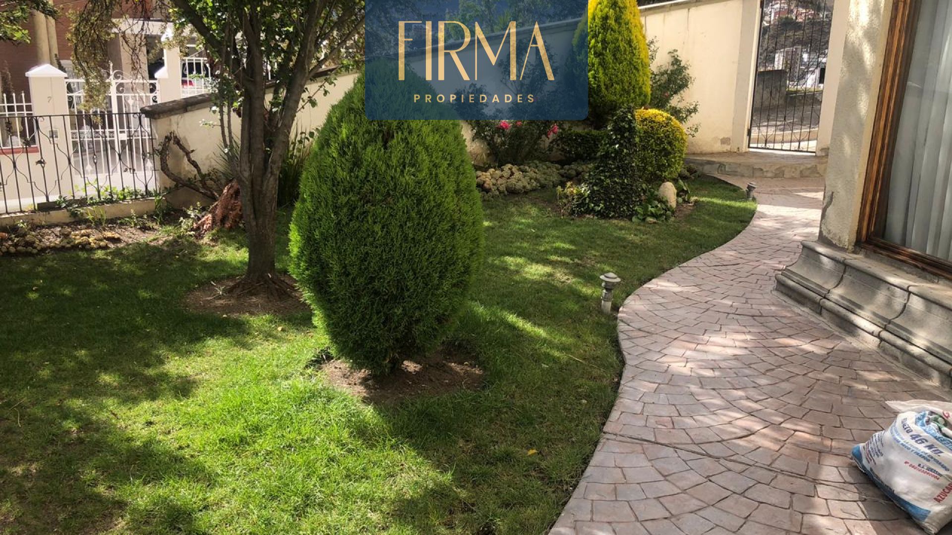 Casa en VentaCOMPRA ESTA CASA EN ACHUMANI Foto 2