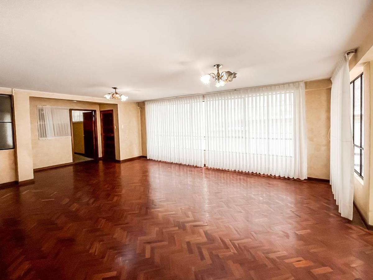 Departamento en Seguencoma en La Paz 3 dormitorios 2 baños 1 parqueos Foto 4