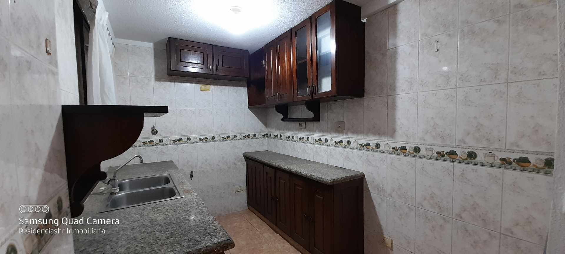 Departamento en AlquilerCONDOMINIO CASA GRANDE - AV. BENI 2º y 3er anillo  Foto 7