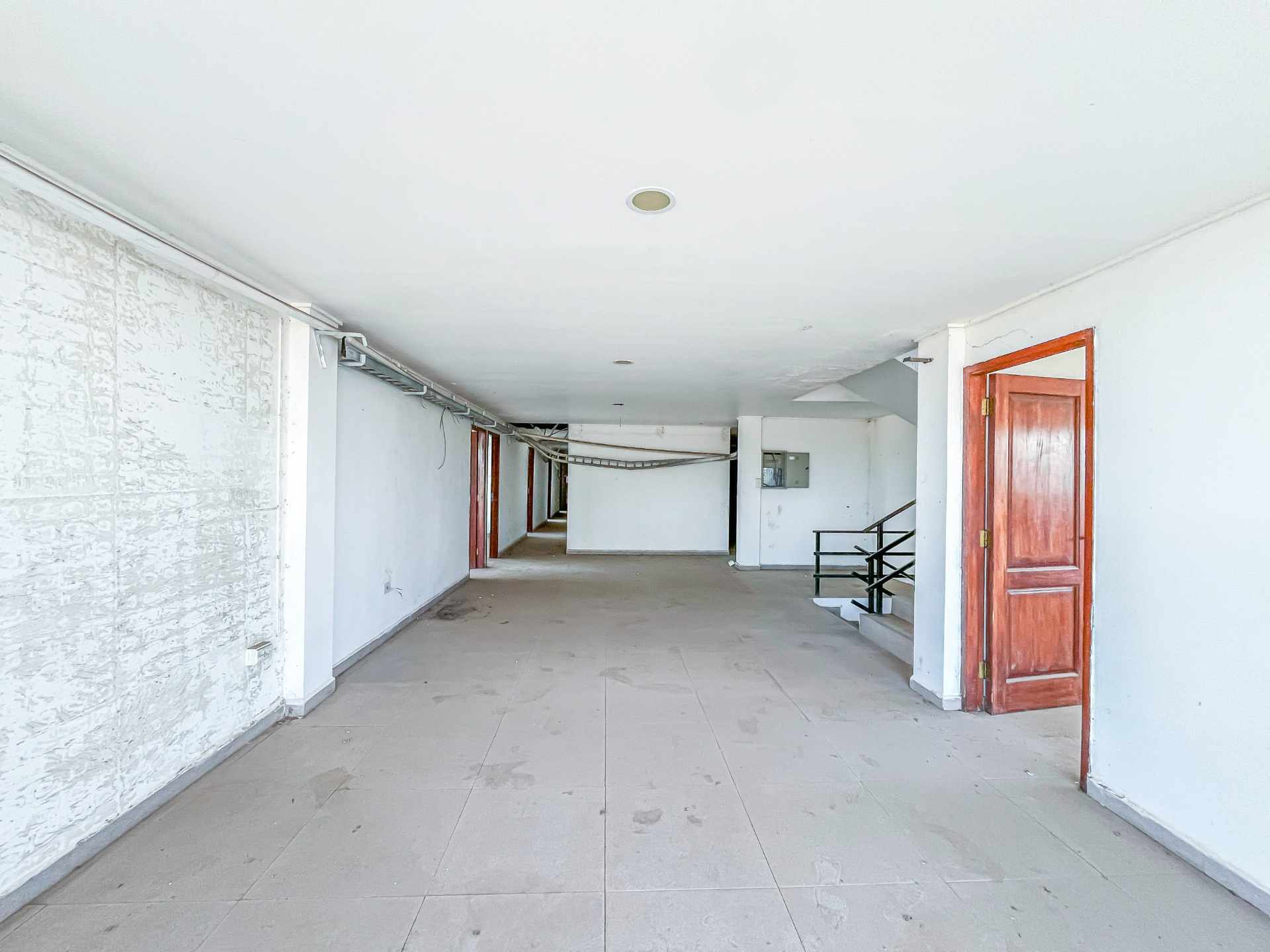 Edificio en Plan 3000 en Santa Cruz de la Sierra 8 dormitorios 5 baños 8 parqueos Foto 15