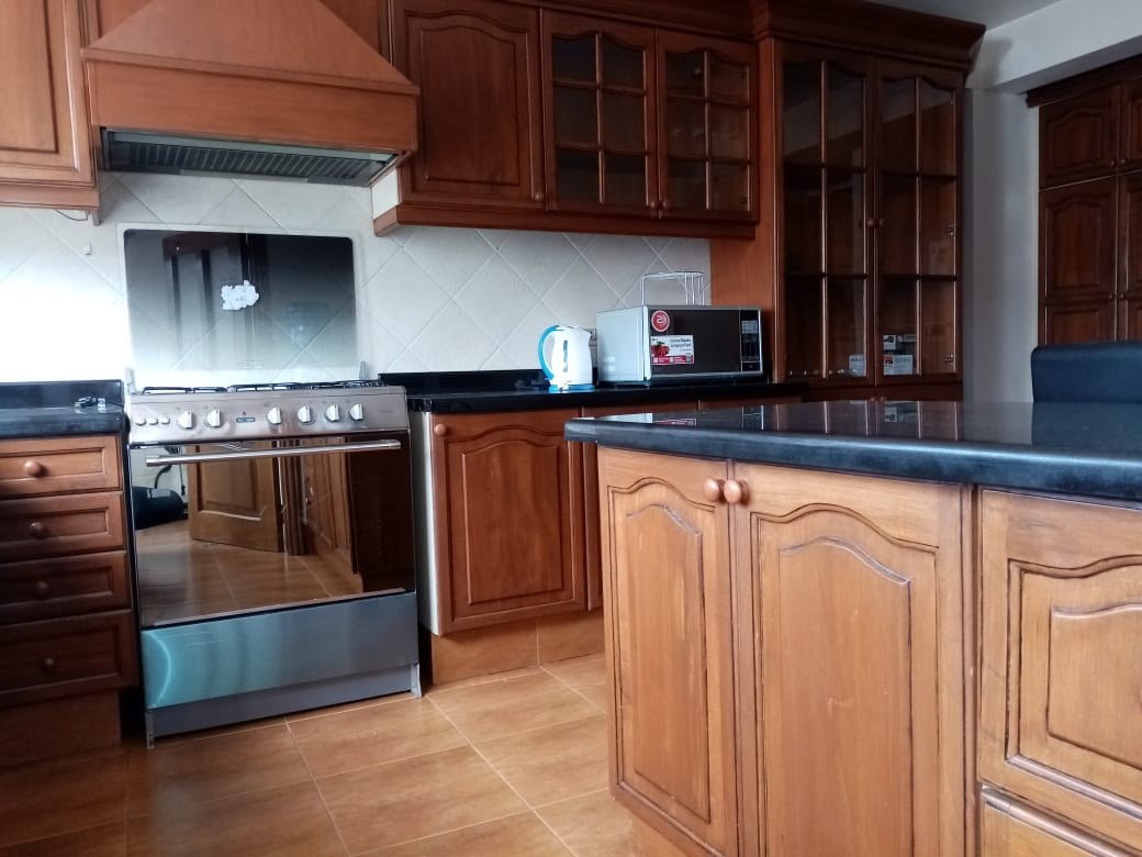 Departamento en AlquilerCALLE 10 DE ACHUMANI Foto 10