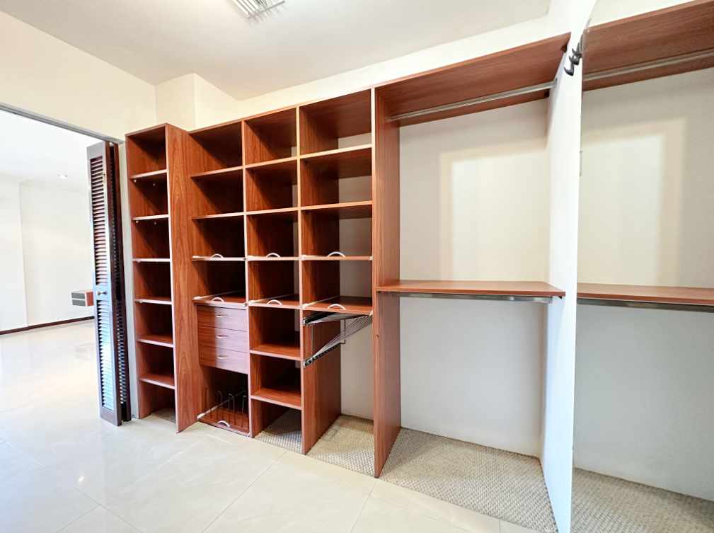 Casa en Venta6to Anillo, Zona Norte, Urbanización Ciudad Jardín, calle Los Tulipanes Foto 34