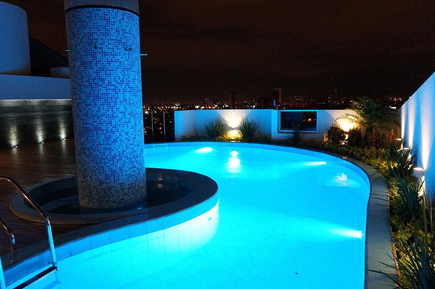 Departamento en VentaAv. La Salle ( Zona Equipetrol) Macororó 9 Foto 11