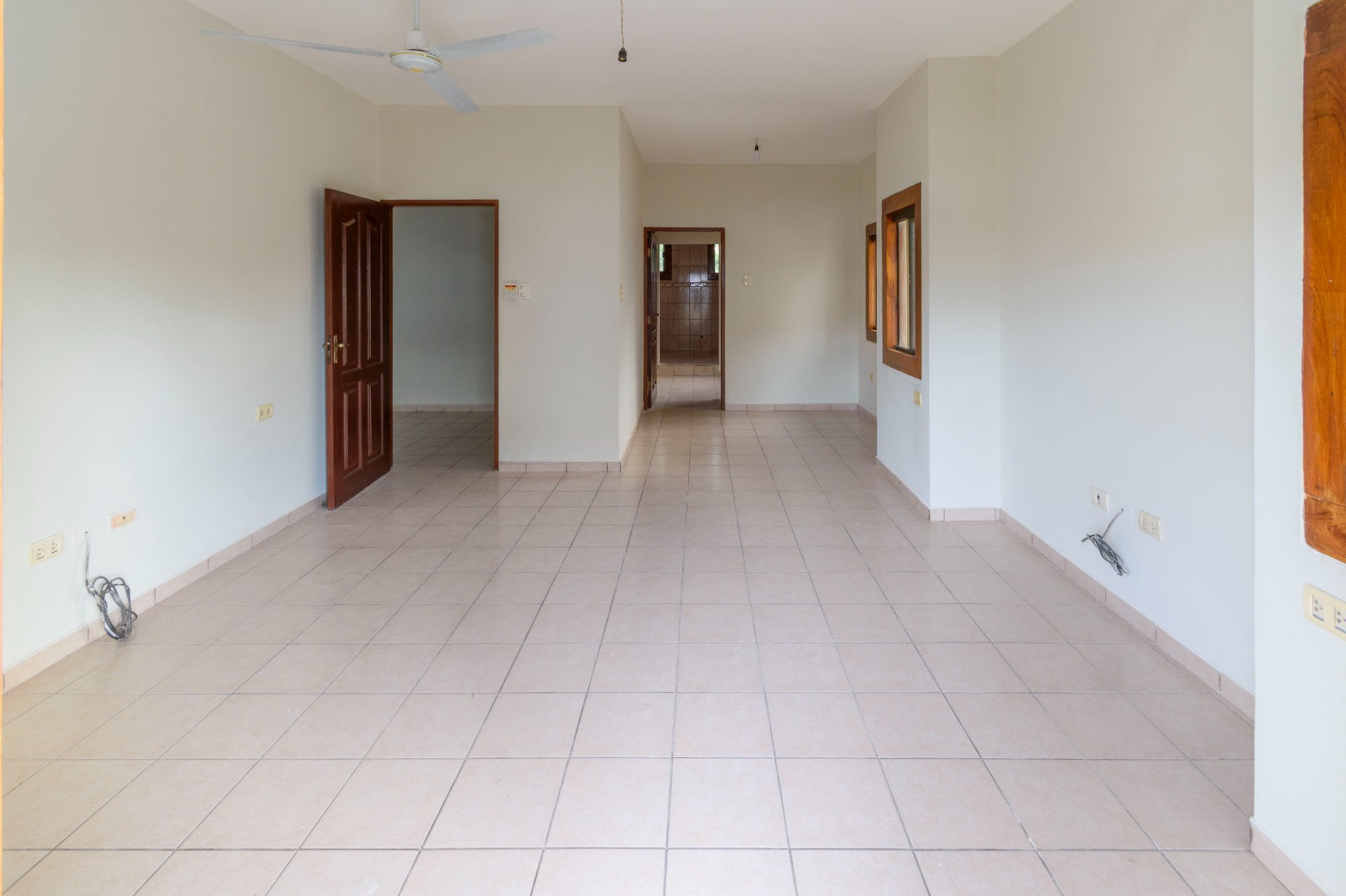 Casa en VentaCasa en Venta de 4 dorms. en Zona Este Foto 19