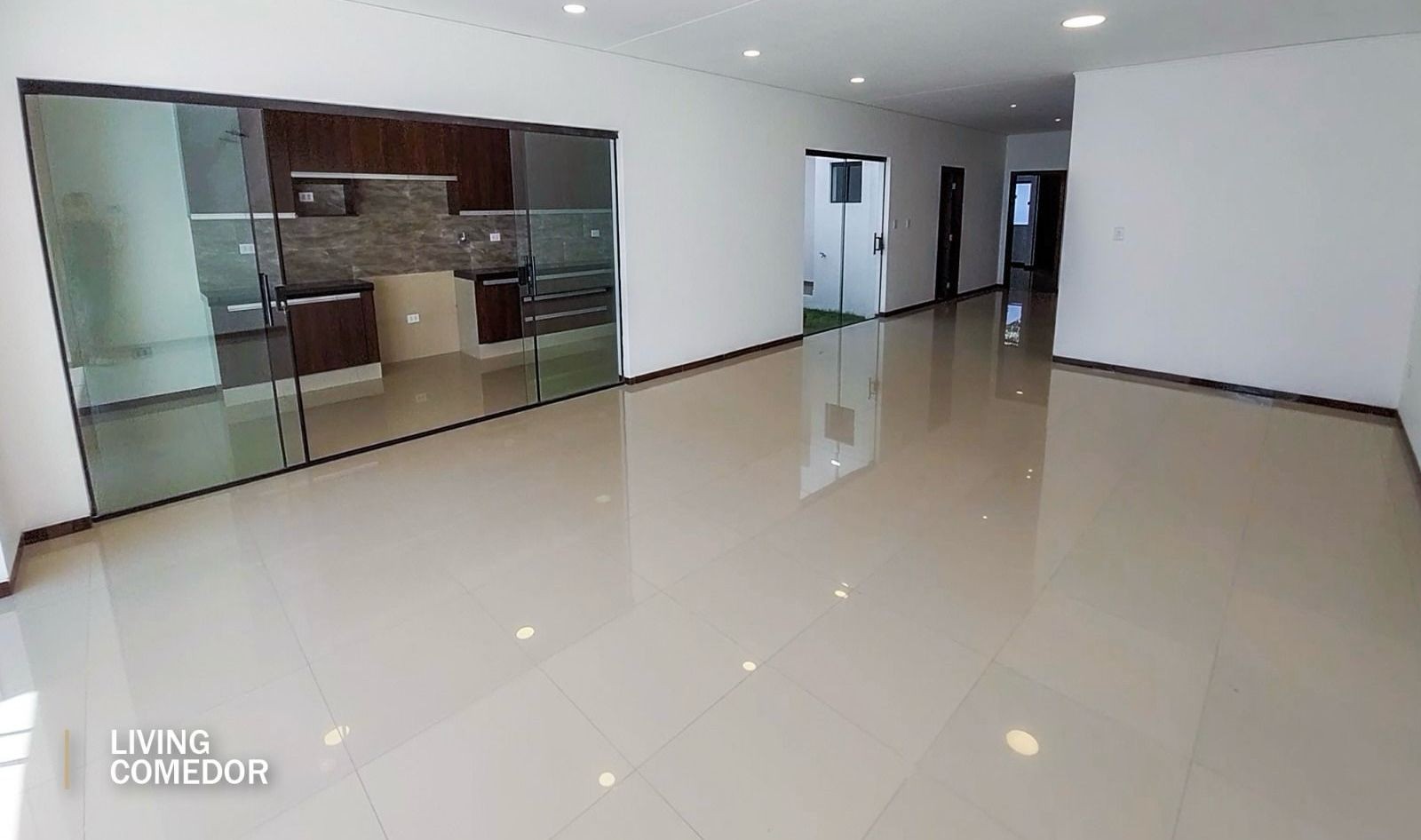 En Venta a $us 460,000 Foto 16