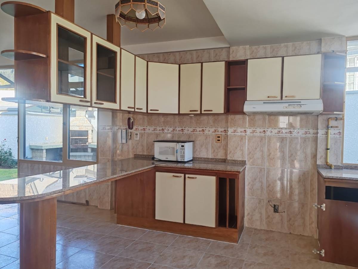 En Venta a $us 550,000 Foto 9