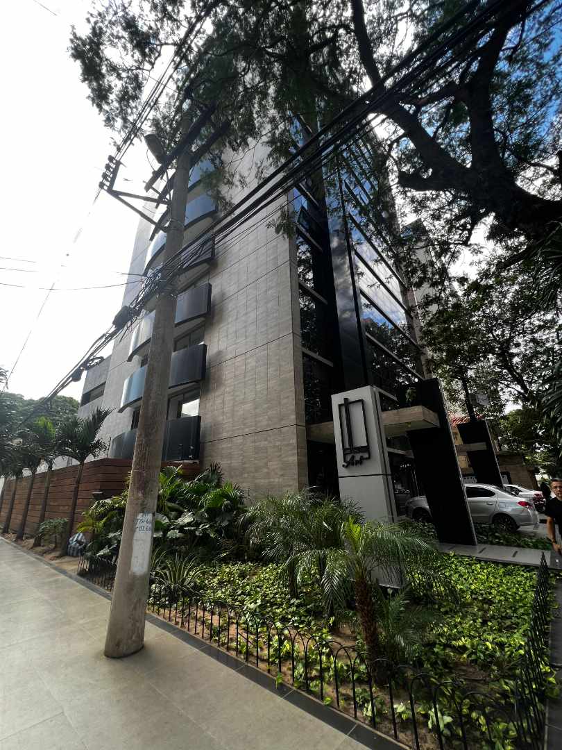 Departamento BARRIO EQUIPETROL NORTE C/ ALEJANDRO RAMIREZ Foto 4