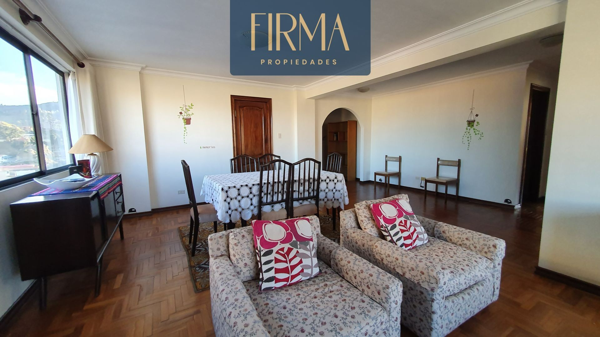 Departamento en Alquiler✨ALQUILA ESTE SOLEADO Y AMPLIO DEPARTAMENTO EN SAN JORGE, AV. ARCE✨ 2 dormitorios 2 baños 1 parqueos Foto 2