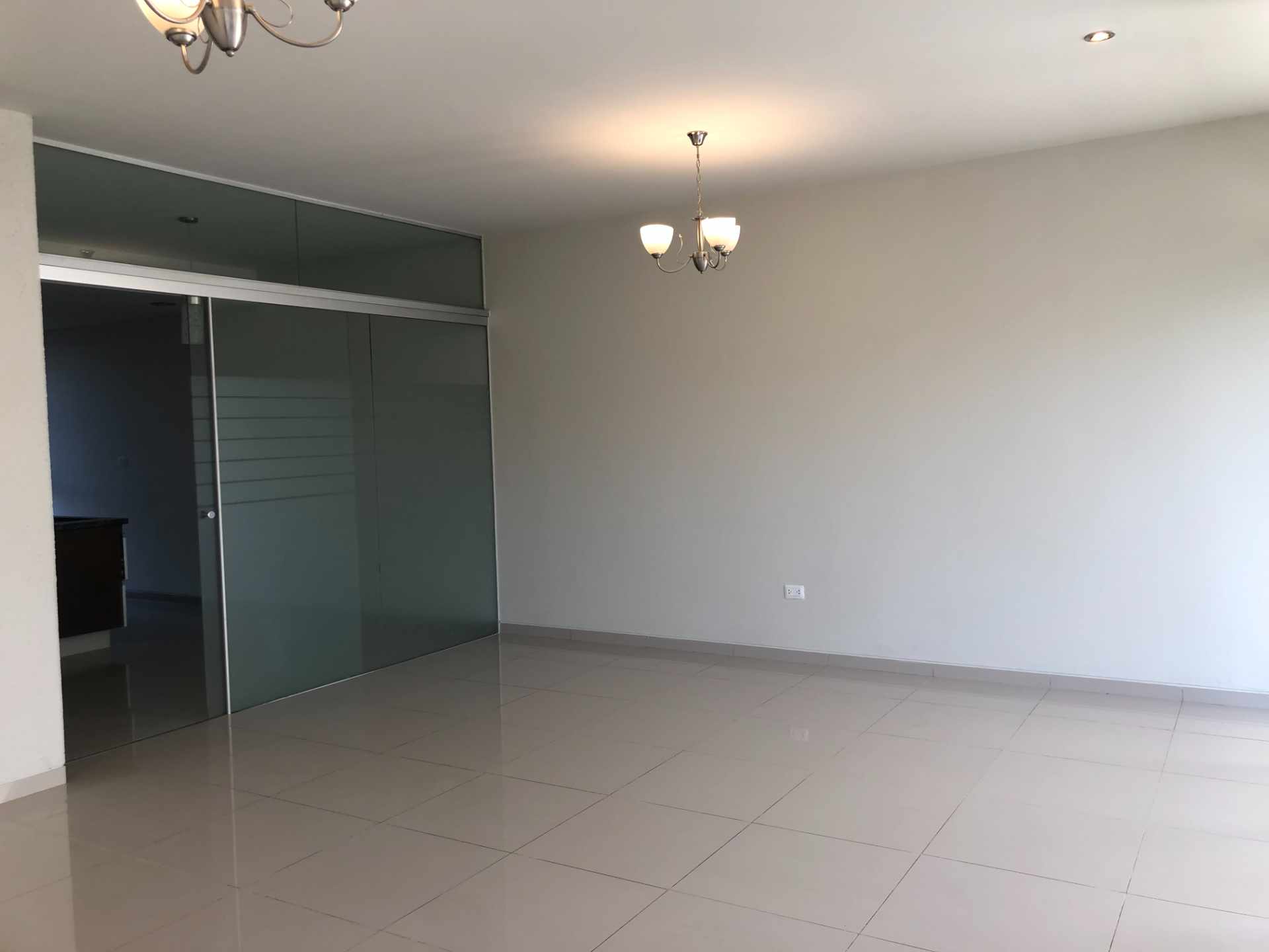 Casa en Entre 6to y 7mo anillo Norte en Santa Cruz de la Sierra 3 dormitorios 3 baños 2 parqueos Foto 21